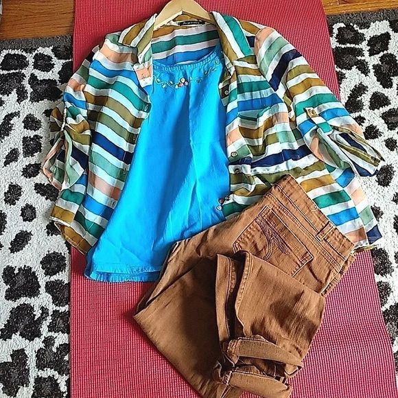 Foreign Exchange Striped Button-Down Long Sleeve Blouse size M - Picture 7 of 7